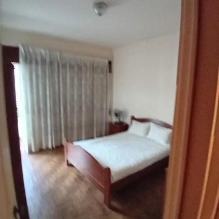 아파트 T3 1 Andar Avenida Ref 003