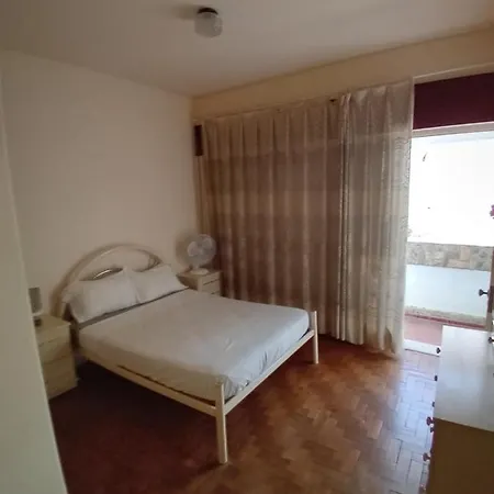 T3 1 Andar Avenida Ref 003 * Tavira