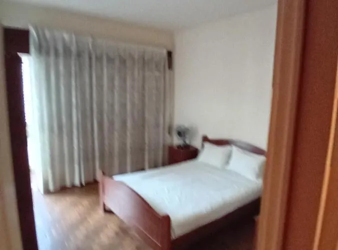 Apartman T3 1 Andar Avenida Ref 003